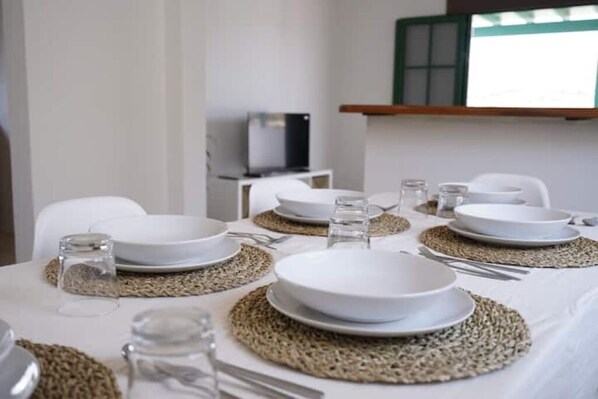 Dining - Casa Kalendra Jable - Your refuge near the sea (Urbanización los Cocoteros)