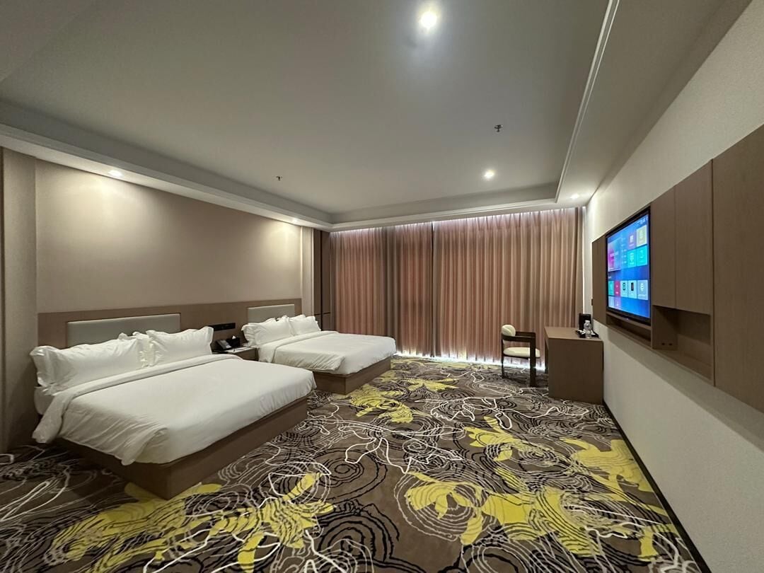 Premier Twin Queen - 2 Queen Beds | Caja de seguridad en la habitación y tabla de planchar con plancha 