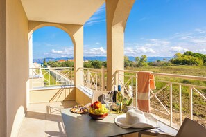 Twin Room, Garden View | Balkoni