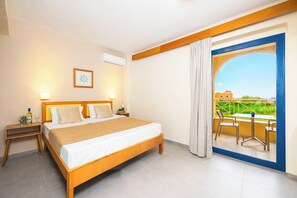 Twin Room, Garden View | Wi-fi percuma
