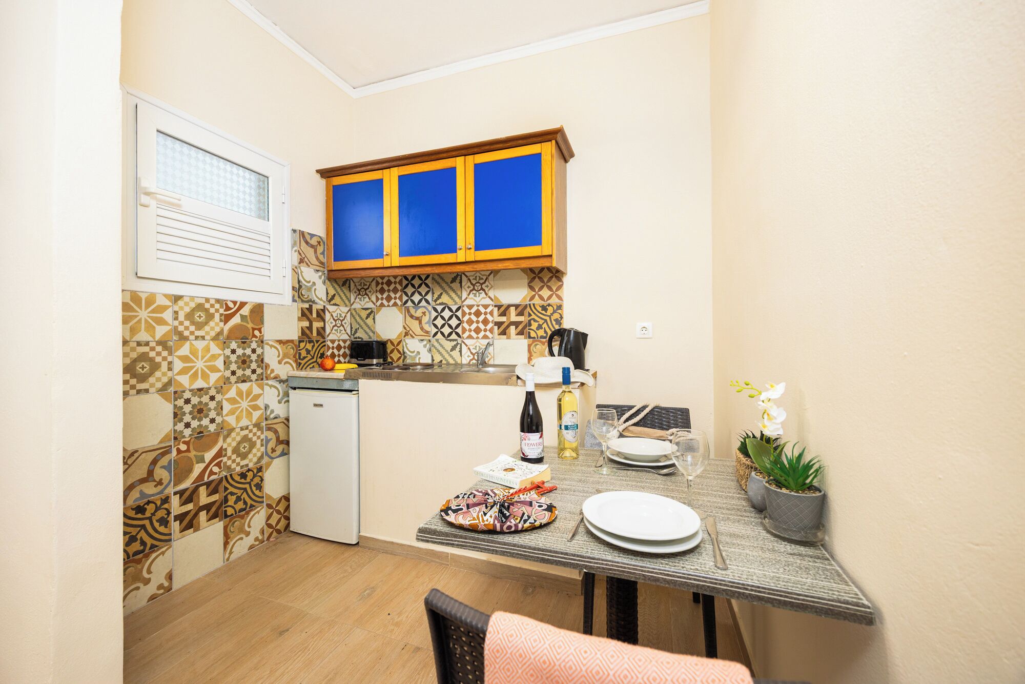 Apartment, 2 Bedrooms, Balcony | Private kitchen