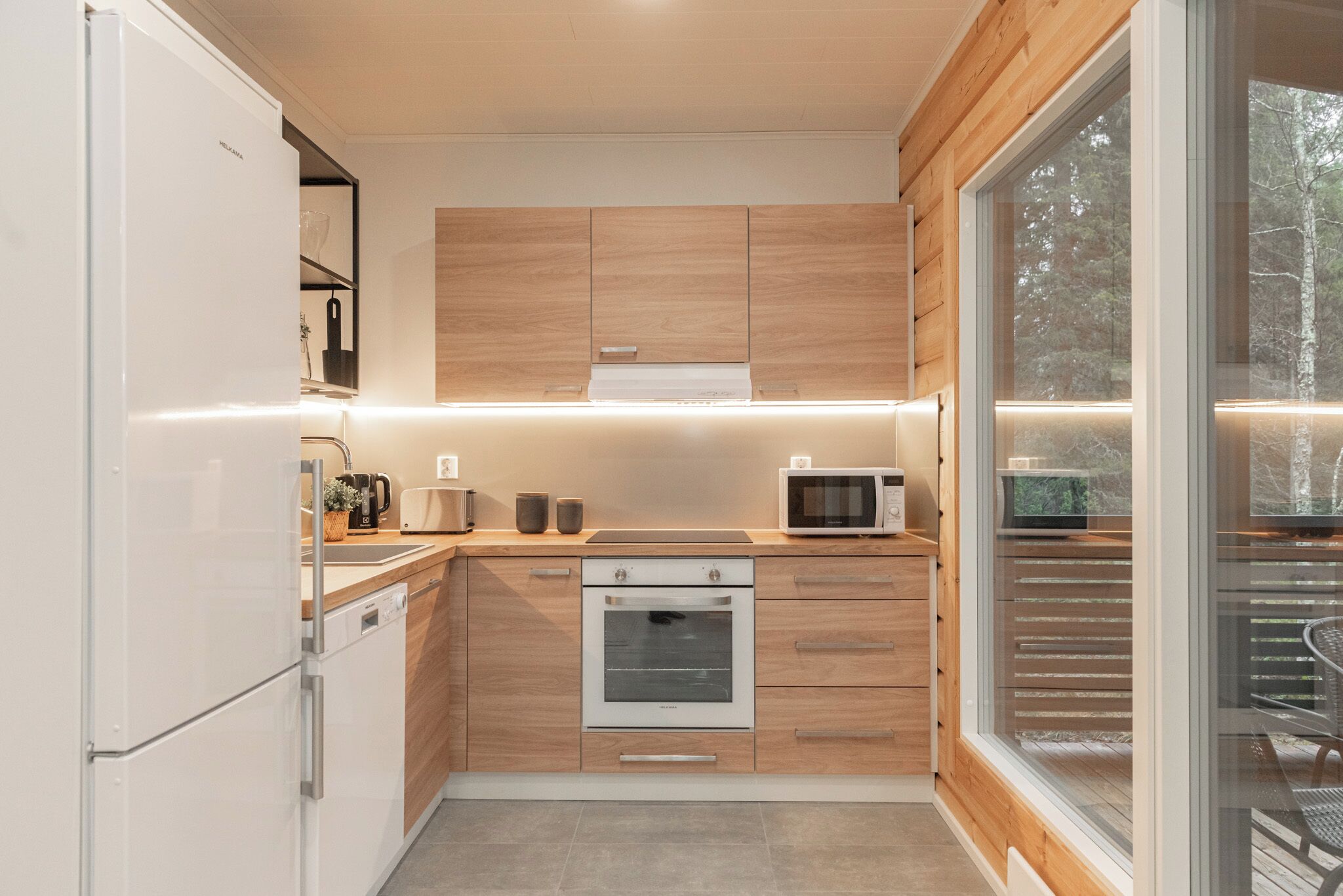 Villa – deluxe, 2 soverom, kjøkken, ved fjell | Eget kjøkken | Kjøleskap, mikrobølgeovn, ovn og kokeplater