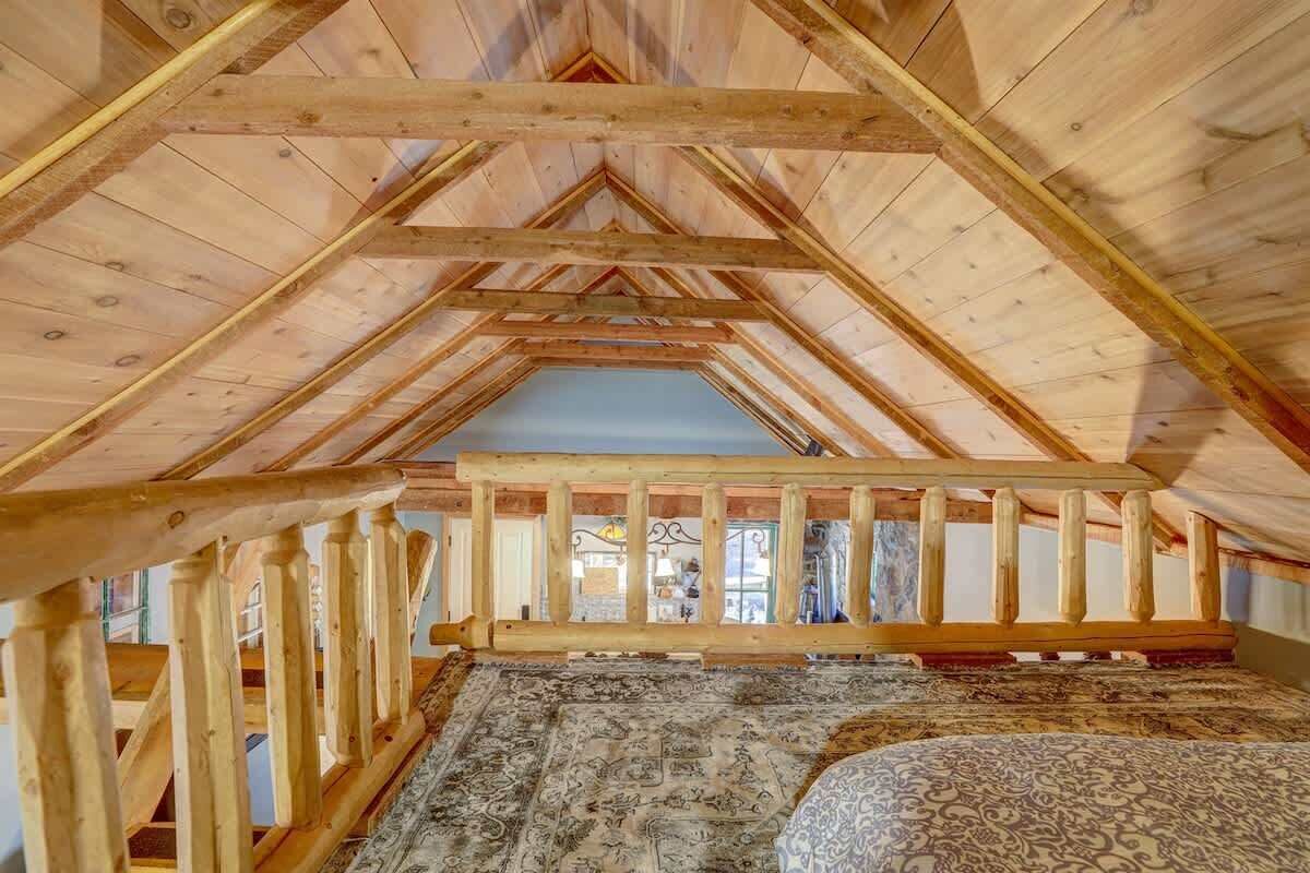 1 bedroom, desk, iron/ironing board, WiFi