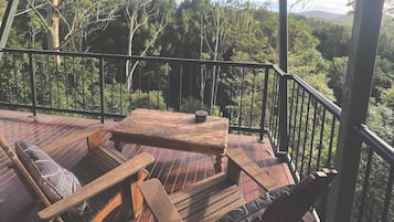 ์ฌ๋ , ์นจ์ค 2๊ฐ, ํก์ฐ, ๋ฐ์ฝ๋ | ์๋ฐ ์์ค ๊ตฌ๋ด