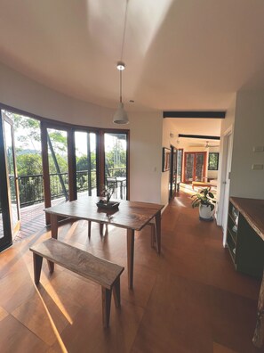 Chalet, 2 chambres, fumeur, balcon | Intérieur