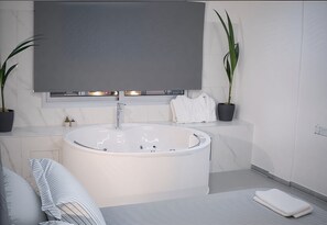 Chambre Deluxe, 1 chambre, vue ville | Fer et planche à repasser, Wi-Fi gratuit