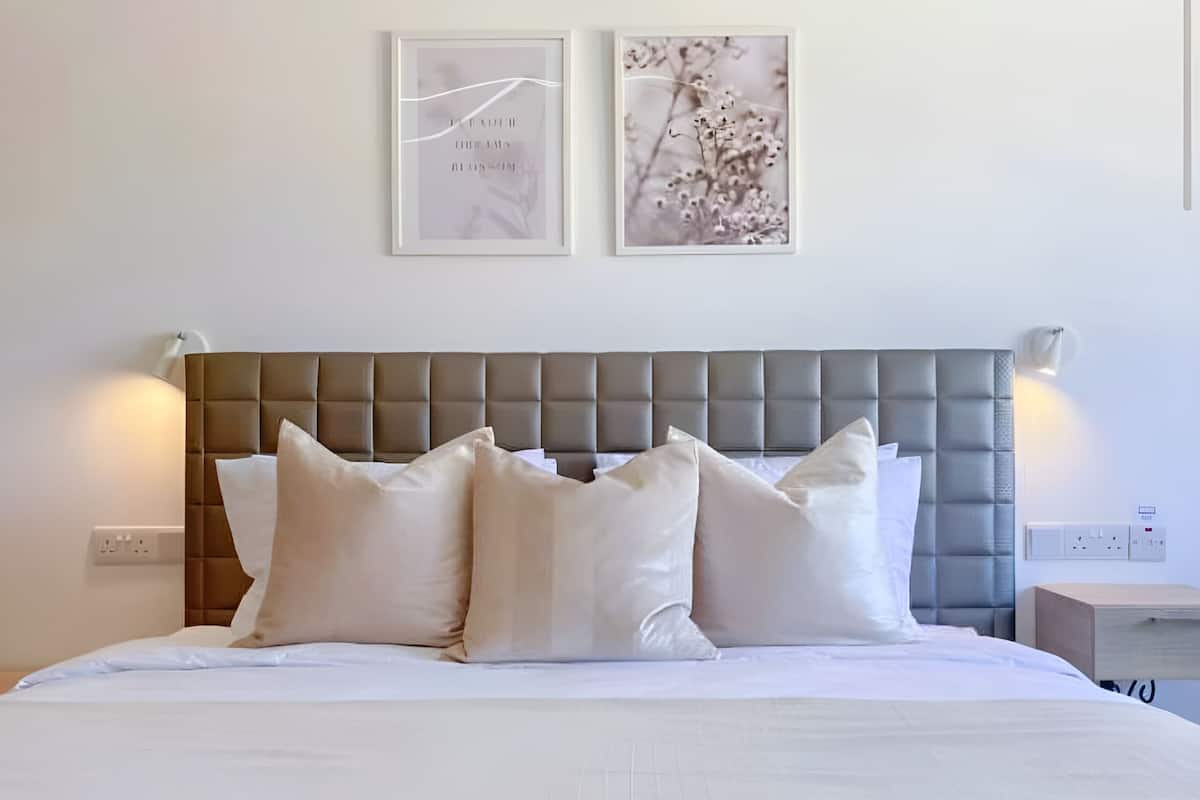 Comfort Studio, Lanai, City View | Iron/ironing board, free WiFi