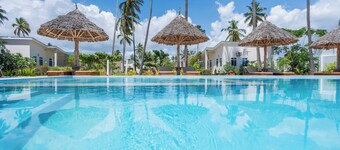 Coconut Breeze Apartments