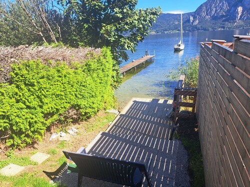 Wonderful private villa for 10 people with TV, terrace and pets allowed