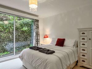 3 Schlafzimmer, kostenloses WLAN, Bettwäsche