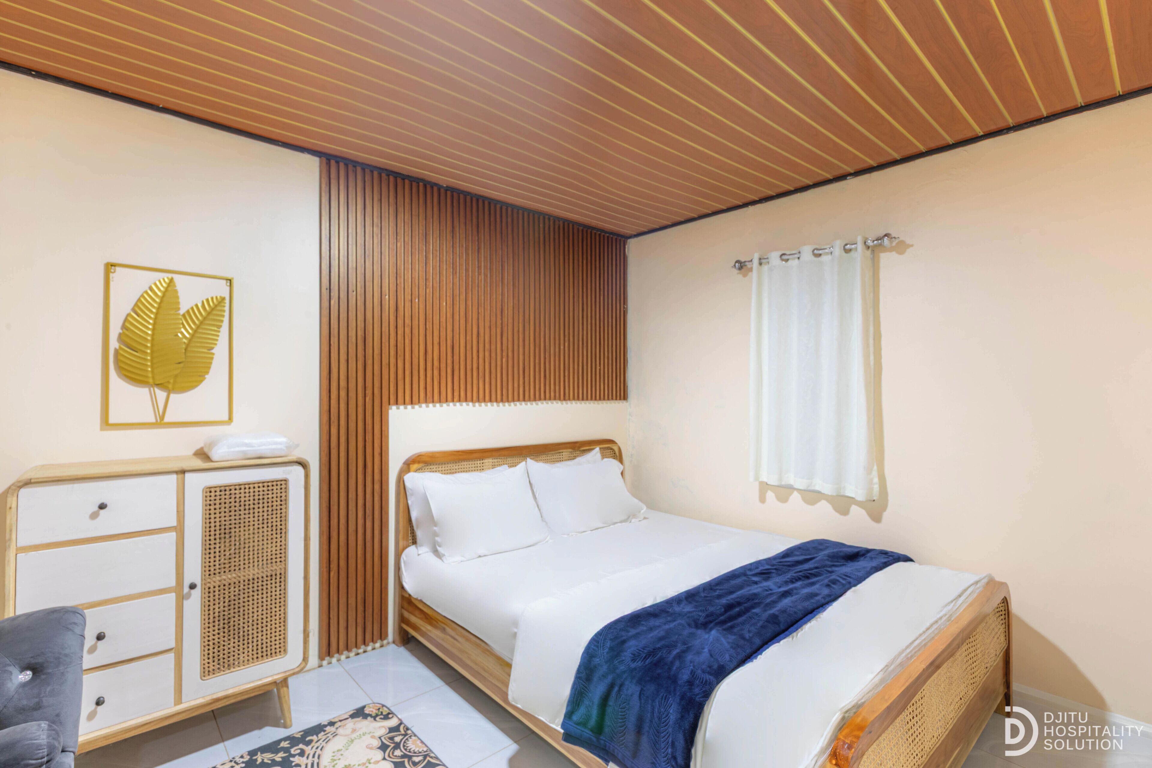 Family Double Room | Desk, free WiFi, bed sheets