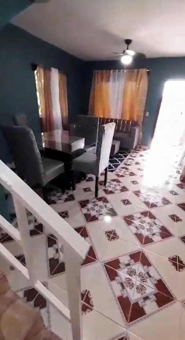 Interior - DON CARLOS RECIDENCIA (Yamasá)