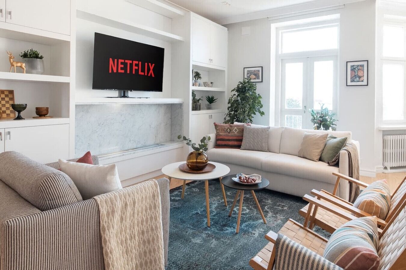 Smart TV, fireplace, books