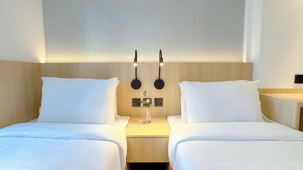 Desk, laptop workspace, free WiFi