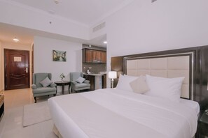 1 bedroom, iron/ironing board, WiFi, bed sheets - Alraya Homes by Betu former Times Inn - Deluxe Studio (Abu Dhabi)