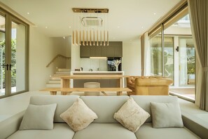 Living area - Akal Pool Villa (Choeng Thale)
