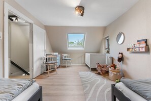 Imagen sin descripción, 2 de 32, botón