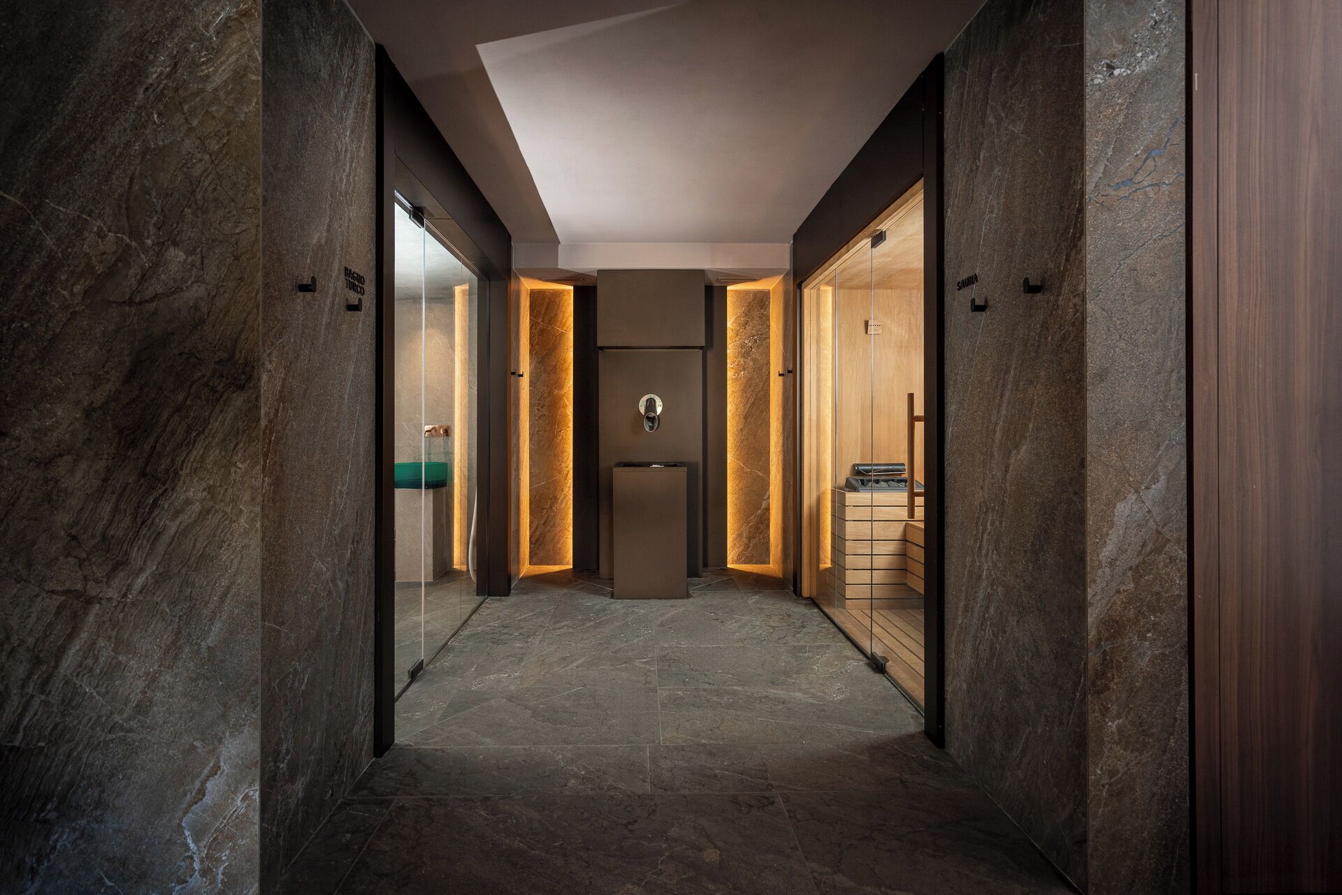 Sauna, hot tub, body treatments, 1 treatment room, massages