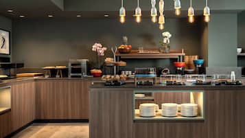 Petit déjeuner buffet compris tous les jours