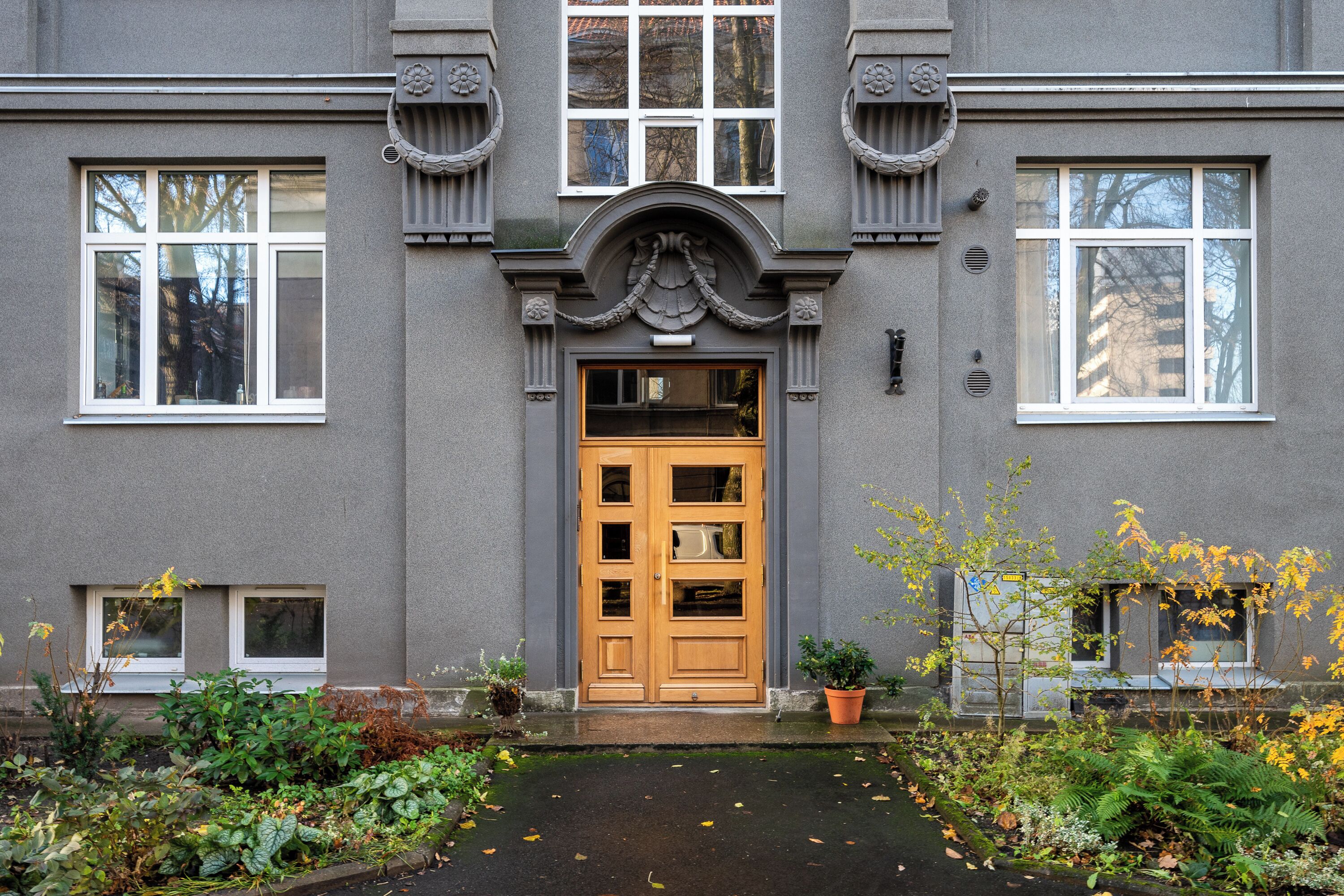 تفاصيل الفندق من الخارج