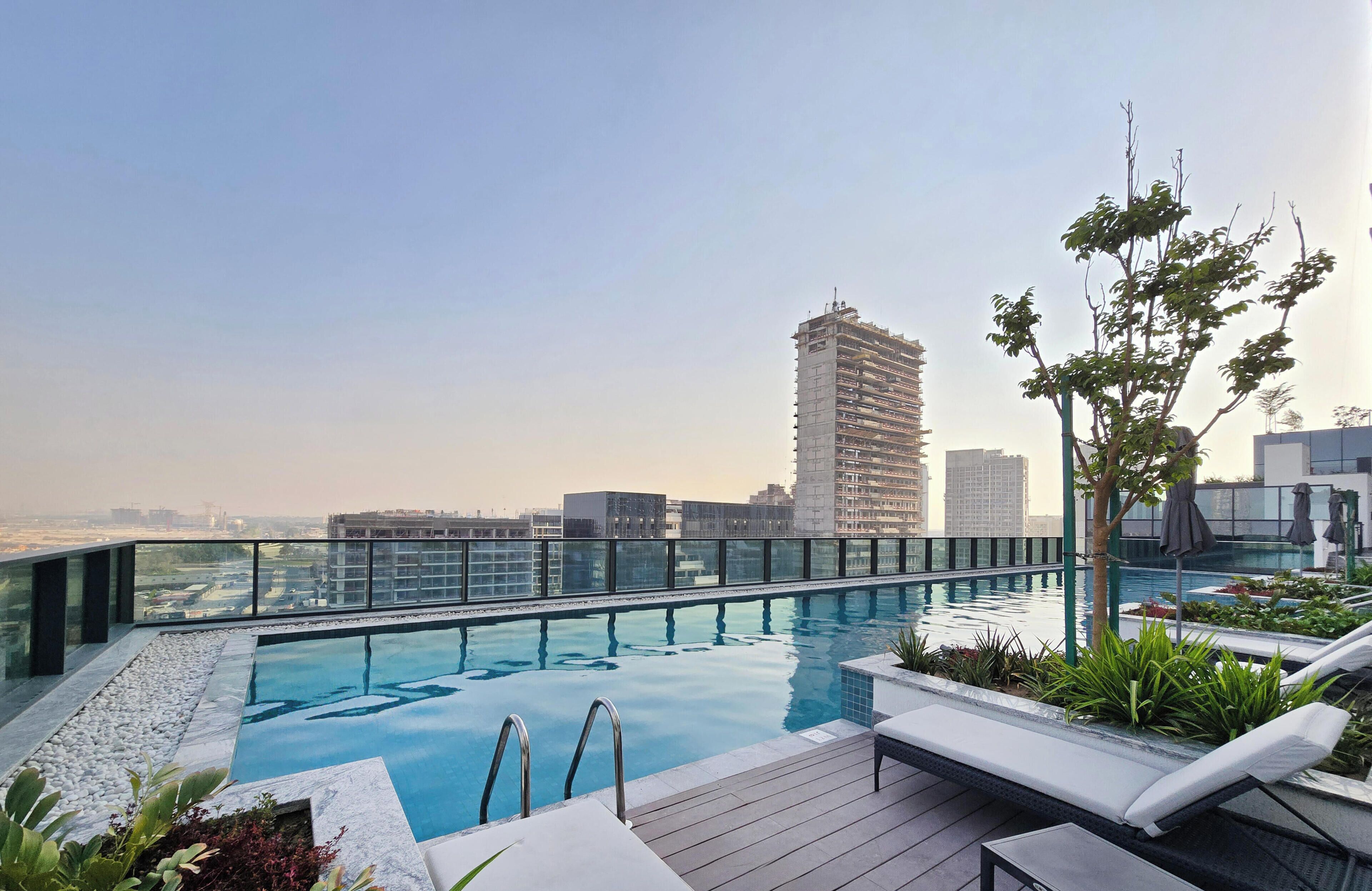 Hồ bơi ngoài trời 