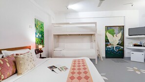 Habitación doble superior, balcón, vista a la montaña | Wifi gratis 