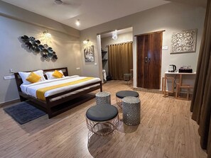 Superior Double Room, Balcony, Mountain View