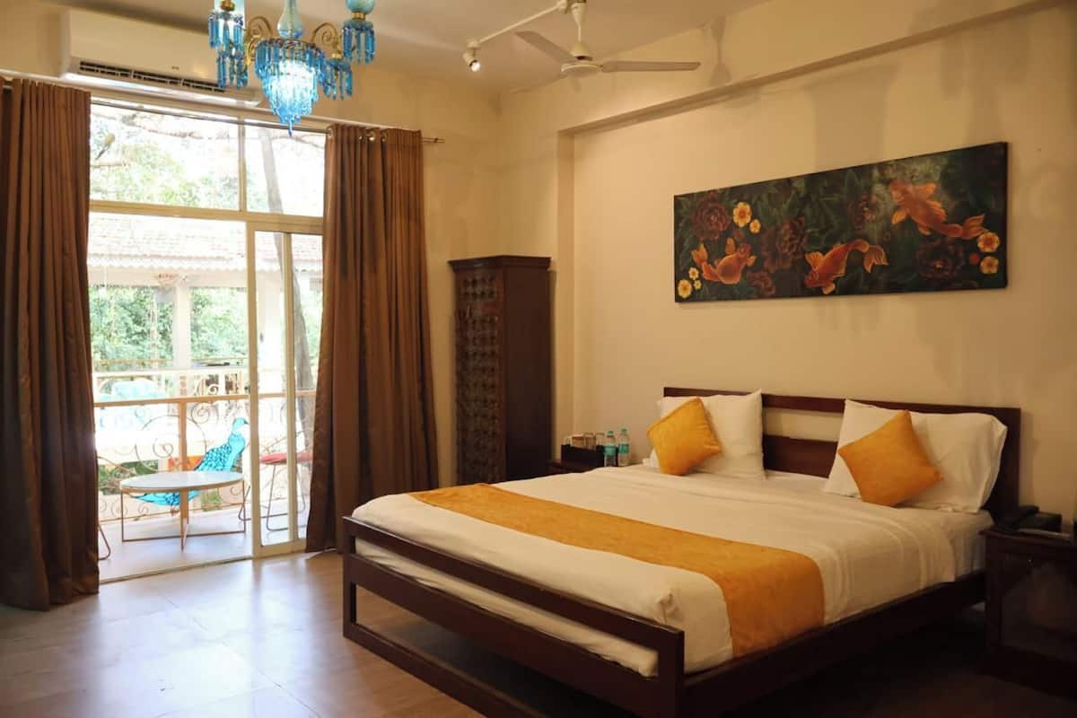 Deluxe Double Room, City View