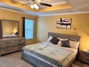 4 quartos, ferros/tábuas de passar roupa, Wi-Fi de cortesia