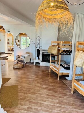 Shared Dormitory, Sea View - Ocean House Ericeira (Mafra)