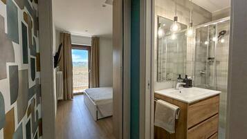 1 camera, ferro/asse da stiro, Wi-Fi, lenzuola