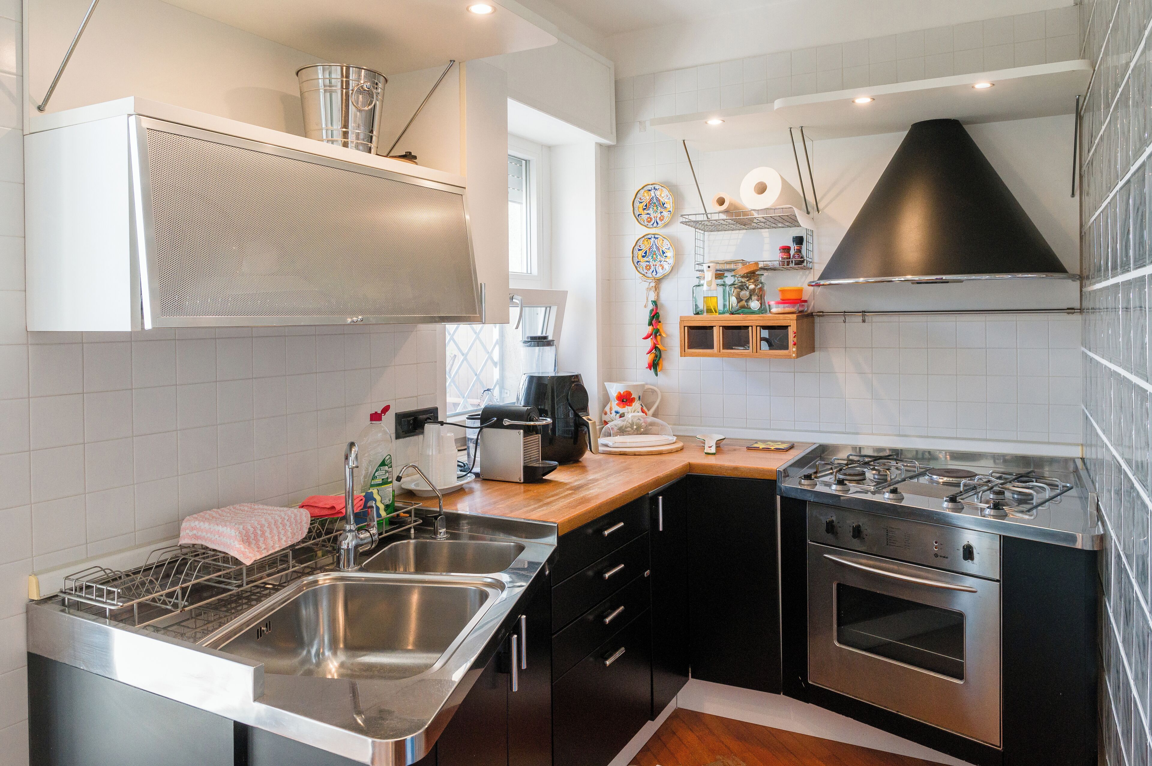 Lägenhet Deluxe - utsikt mot staden | Eget kök | Stort kylskåp, ugn, spishäll och grytor/köksredskap