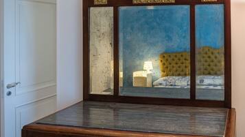 Apartamento luxo, vista para a cidade | Cortinas blackout, quartos à prova de som, ferros/tábuas de passar roupa