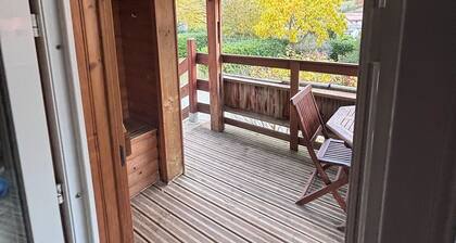 Chalet 'Montana 5_4 Pers' avec vue sur la montagne, piscine partagée et Wi-Fi