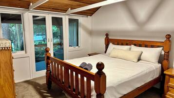 5 Schlafzimmer, Bügeleisen/Bügelbrett, Internetzugang, Bettwäsche