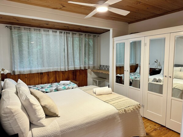 5 soveværelser, strygejern/strygebræt, internetforbindelse, sengetøj