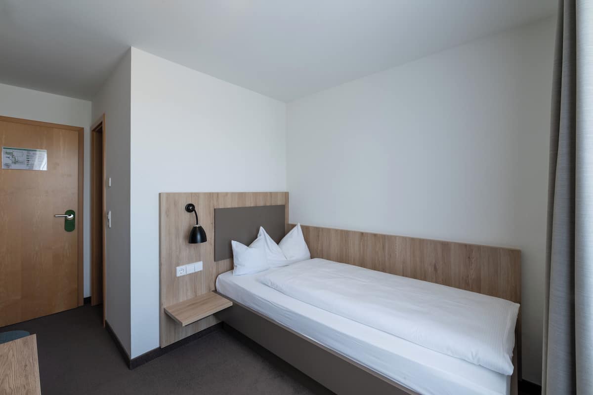 Chambre Simple, 1 lit une place, non-fumeur