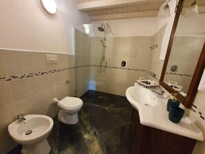 Towels - Deluxe Suite with Hot Tub (Lombardia)