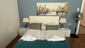 Basic-Apartment | Bügeleisen/Bügelbrett, kostenloses WLAN