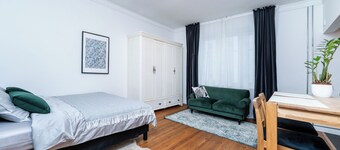 Design studio / all inclusive / 10 min to old town