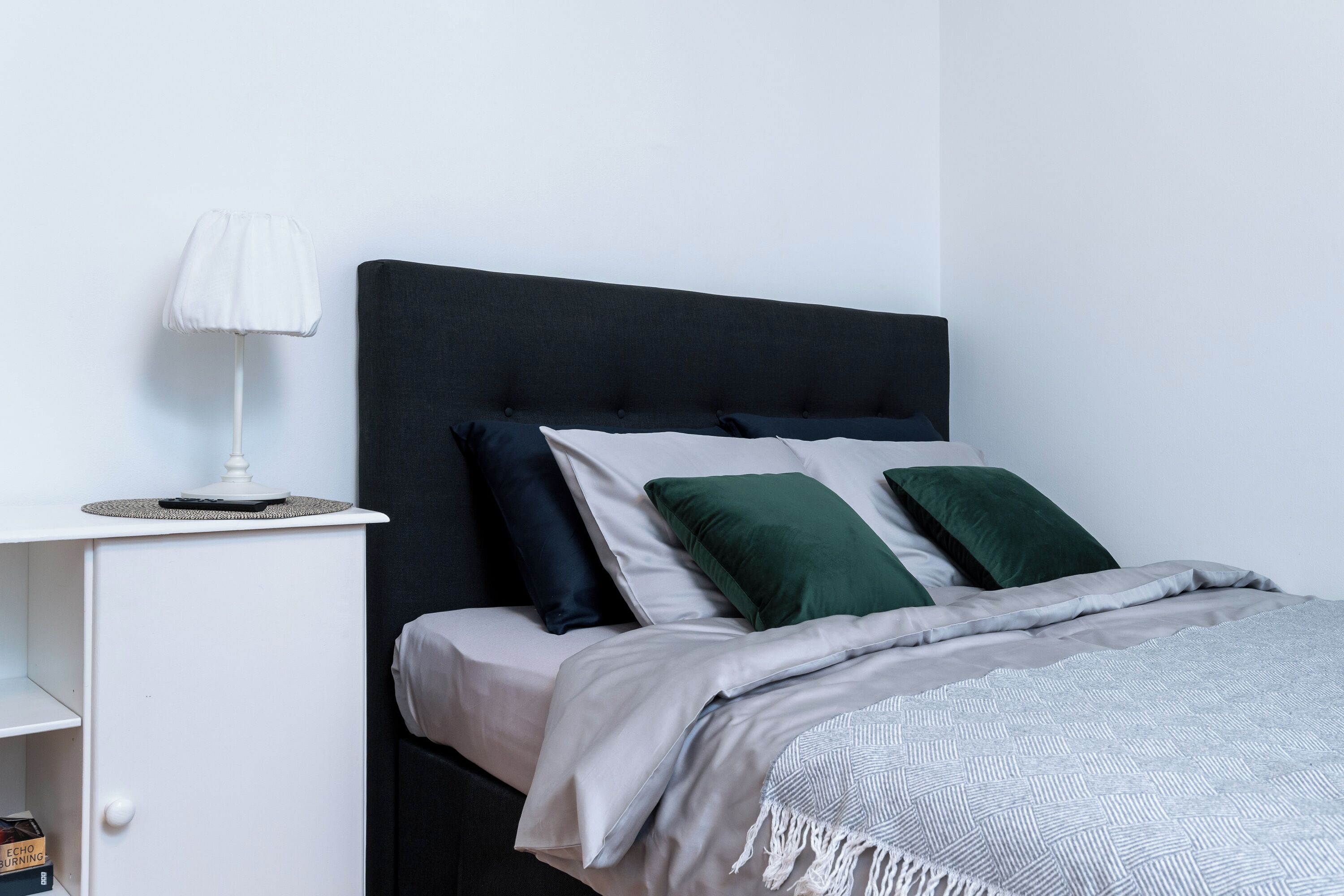 1 slaapkamer, een strijkplank/strijkijzer, wifi, beddengoed