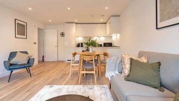 Televisión y oficina