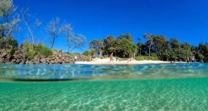 "Bills Place" @ Brunswick - House - Sleeps 8 - Walk to Beach, Creek & Main Town