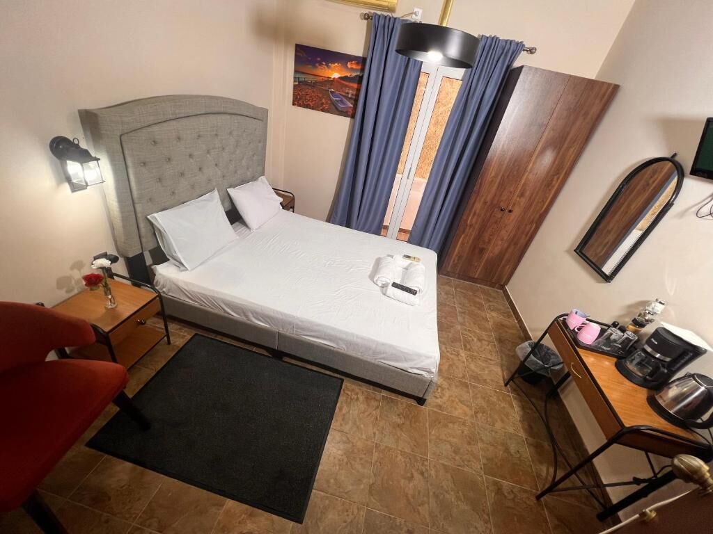 Deluxe Double Room with Balcony and Sea View (5) | Iron/ironing board, free WiFi, bed sheets