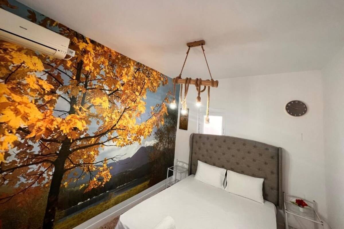 Apartment with Garden View | Iron/ironing board, free WiFi
