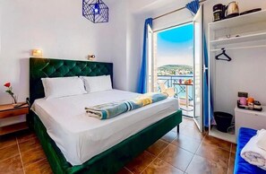 Junior Suite with Sea View | Iron/ironing board, free WiFi