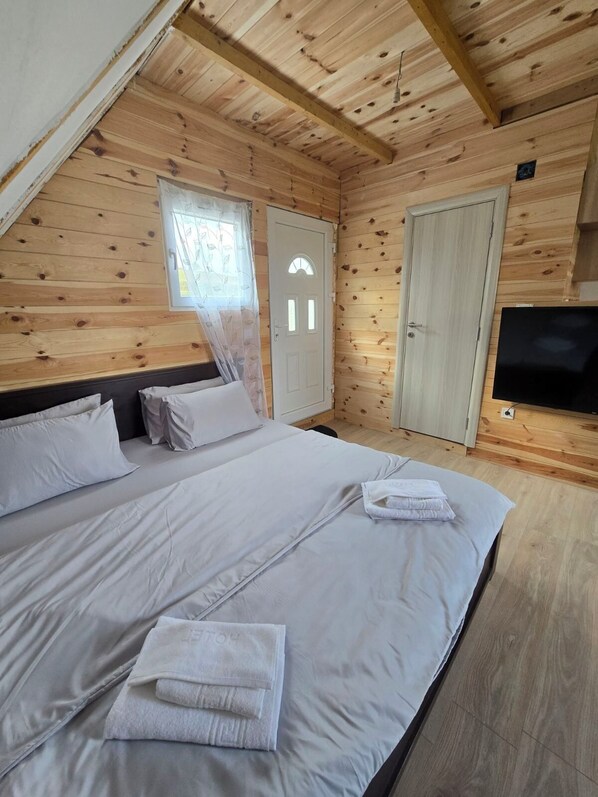 1 chambre, Wi-Fi gratuit, draps fournis