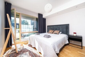 2 bedrooms, iron/ironing board, WiFi, bed sheets - 2BR/Balcony/parking garage/Wi-Fi/next to Old Town (Tallinn)