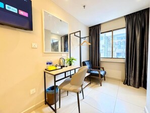 Deluxe Room | Desk, free WiFi - Kingston Hotel 1 at Bukit Bintang (Kuala Lumpur)