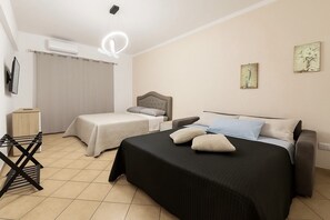 1 Schlafzimmer, Bügeleisen/Bügelbrett, kostenloses WLAN, Bettwäsche